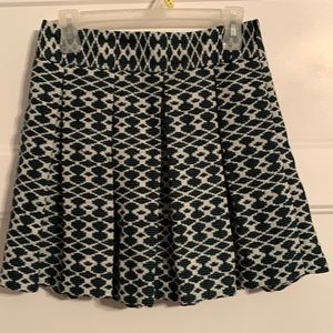 Banana Republic pleaded mini skirt Size 2